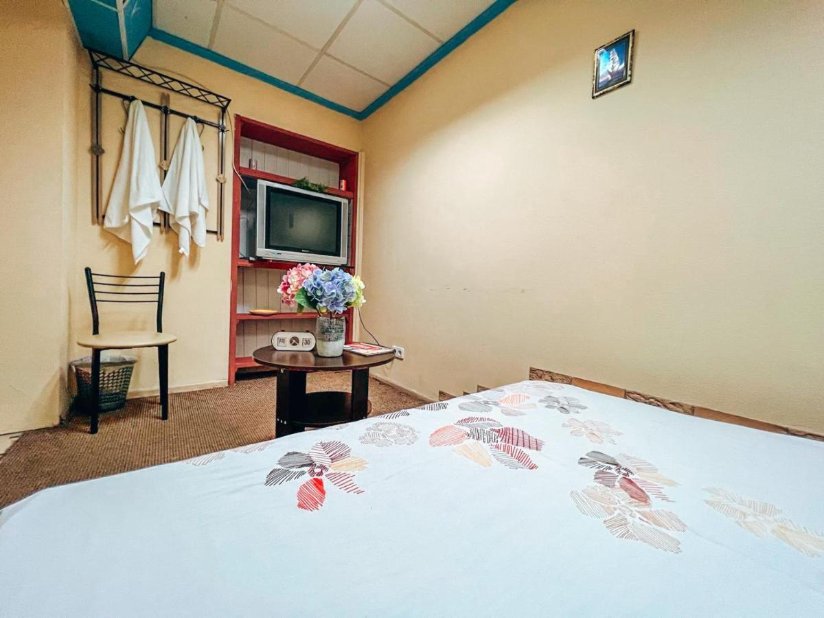 Mini-Hotel In The Heart Of Kiev Exterior foto